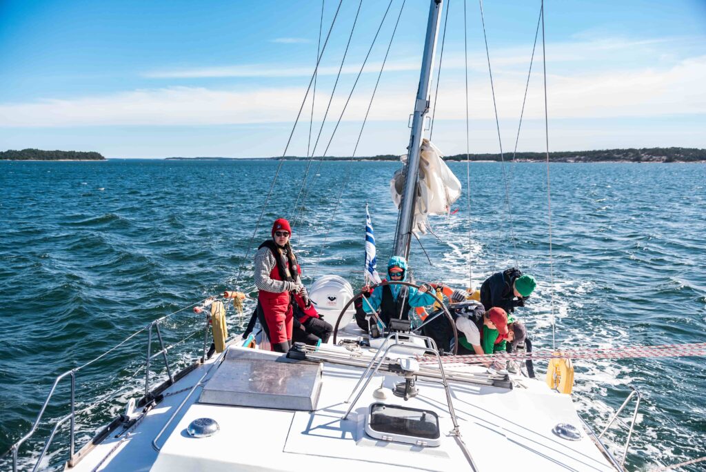 Samassa veneessä: maaliskuu 2026 - Lue lisää